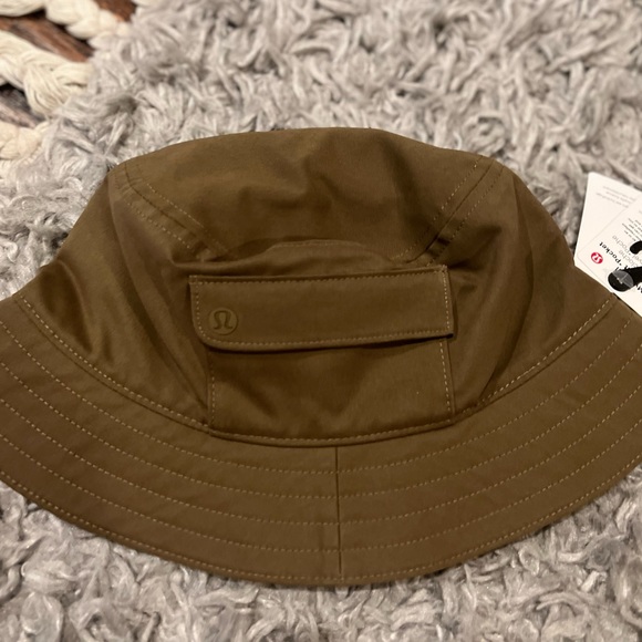 LULULEMON bucket hat - Picture 3 of 3